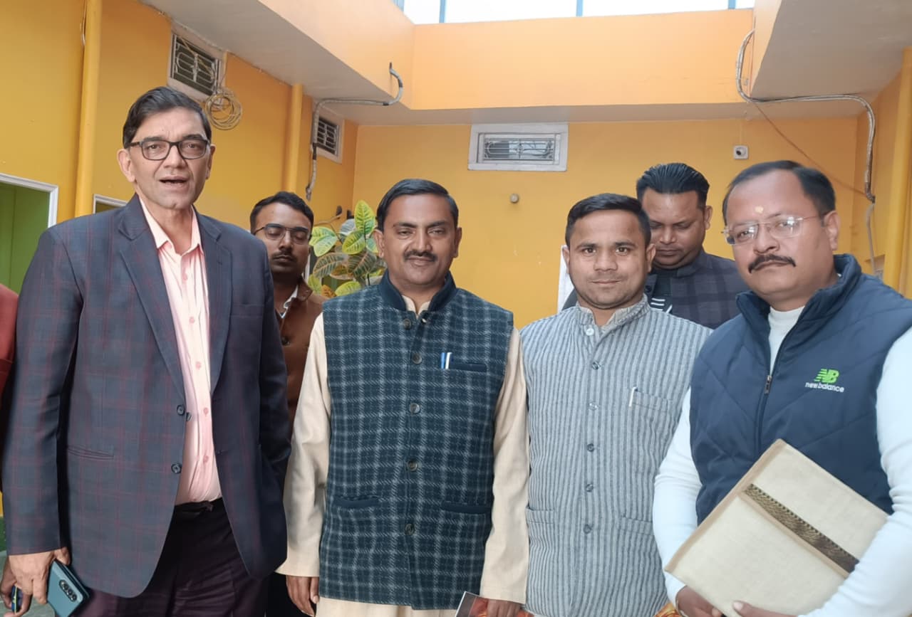 WhatsApp Image 2025-12-06 at 17.08.53_cb8a9751.jpg